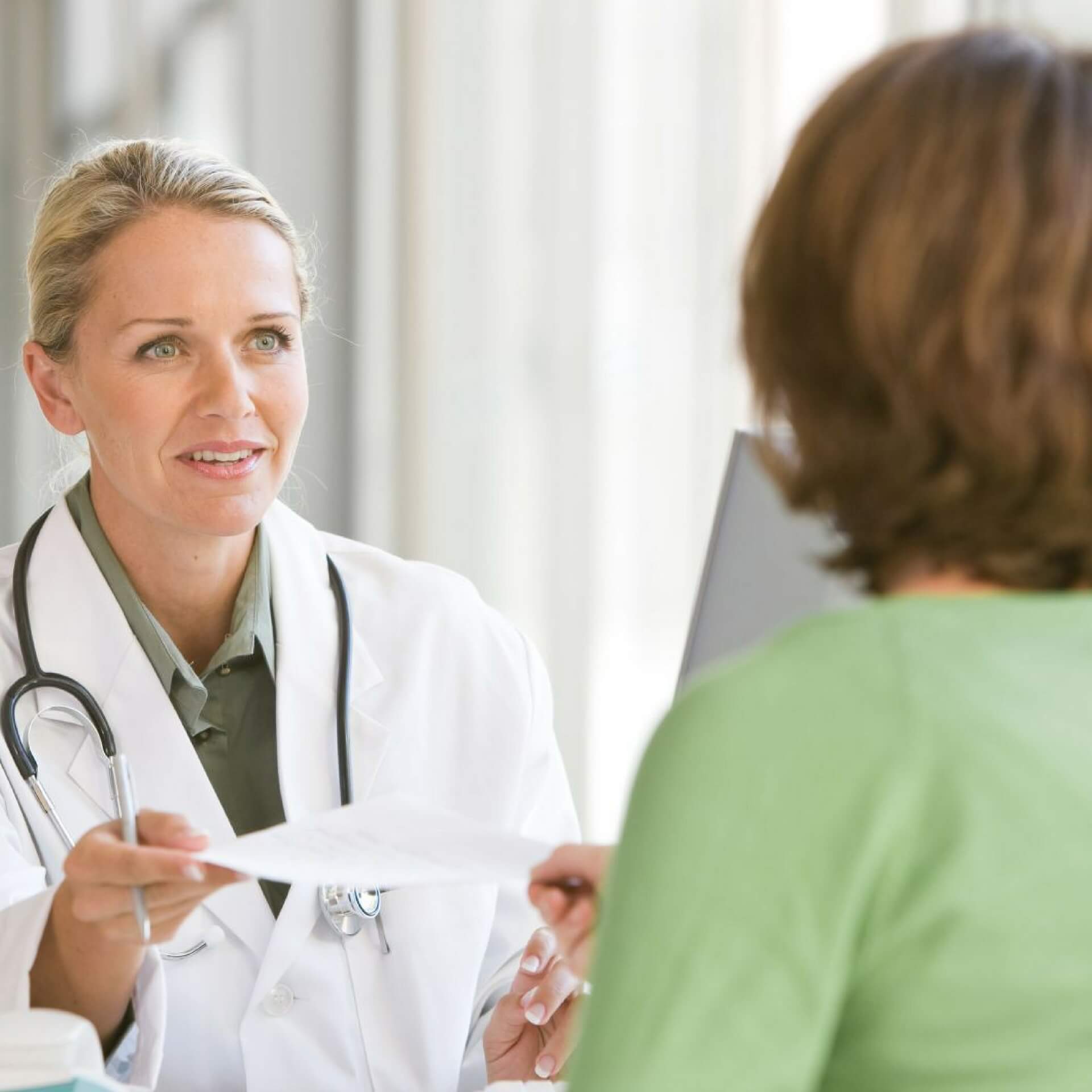 Phase II study of glucosamine with chondroitin on aromatase inhibitor-associated joint symptoms in women with breast cancer