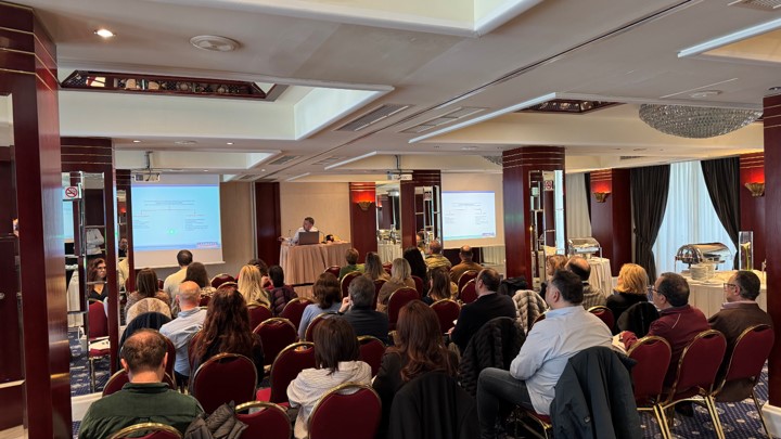 Με μεγάλη επιτυχία πραγματοποιήθηκε στη Ρόδο το σεμινάριο «Εντερικό μικροβίωμα / Προβιοτικά, Μαγνήσιο και Βιταμίνη Β12»